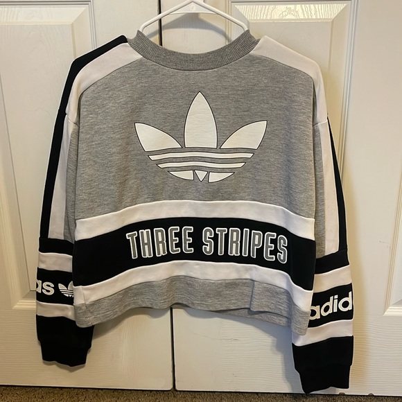 Adidas cropped sweatshirt/ LARGE - Picture 1 of 4
